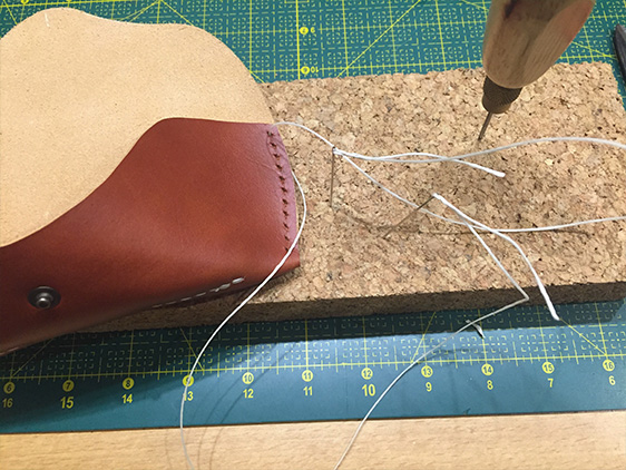 Læder brille etui step 10