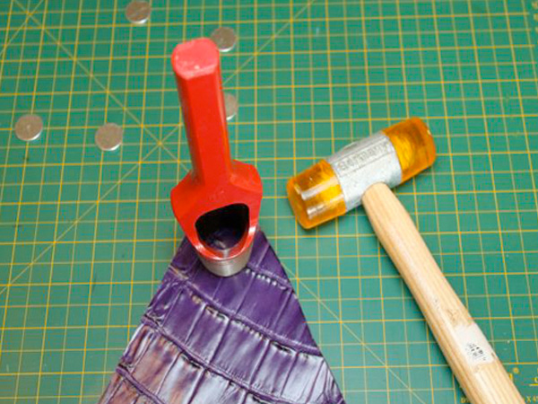 Magneter med læder - DIY guide. Step 3