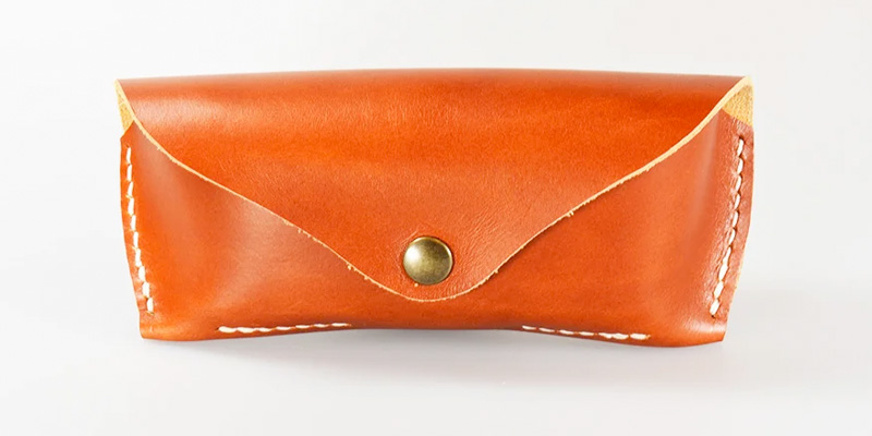 Leather glasses case - DIY project