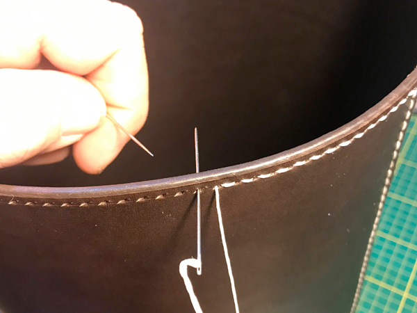 Papirkurv i læder - DIY guide step 23