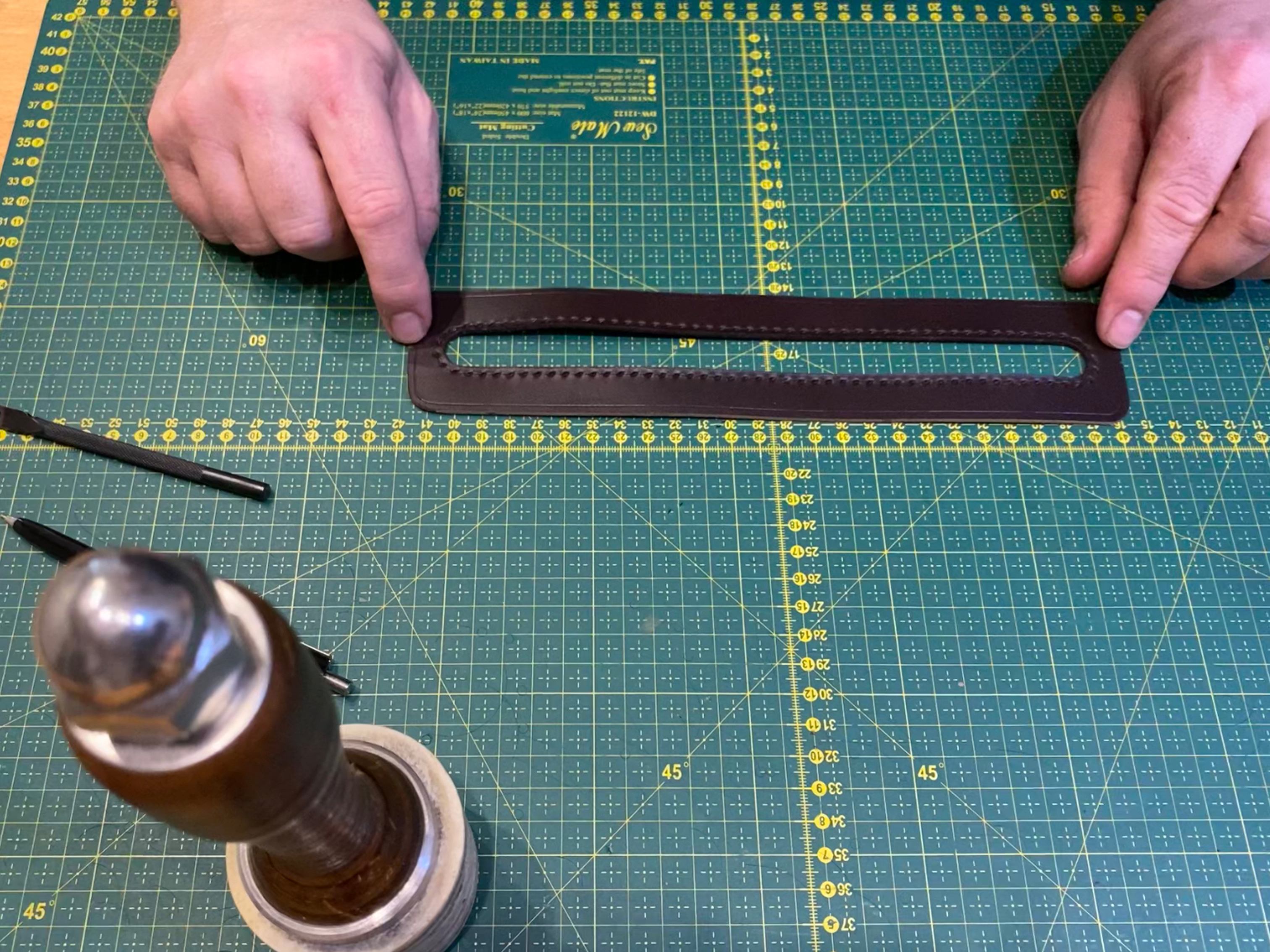 Penalhus i læder - DIY guide - Step 8