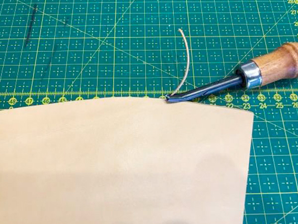 Raflebæger i læder - DIY guide. Step 7