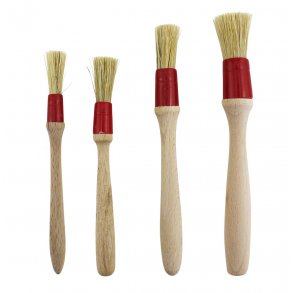 Brushes and sponges